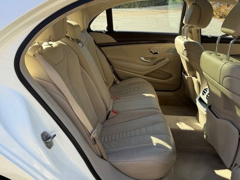 Used 2020 Mercedes-Benz S 560 Sedan image 25