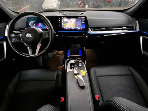 Used 2023 BMW X1 xDrive28i w/ Convenience Package image 17