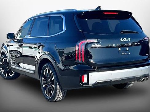 Used 2023 Kia Telluride SX image 11