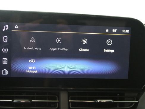 Used 2025 Chevrolet Trax LT w/ LT Convenience Package image 43