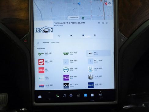 Used 2018 Tesla Model X 75D image 32