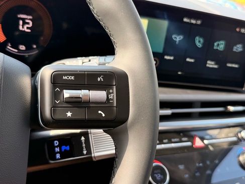 New 2026 Hyundai Santa Fe SE image 13