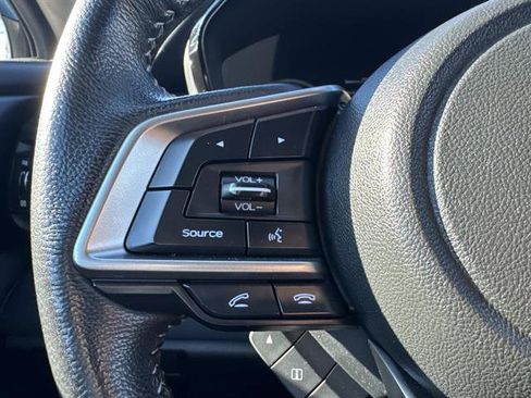 Used 2022 Subaru Outback Premium image 12