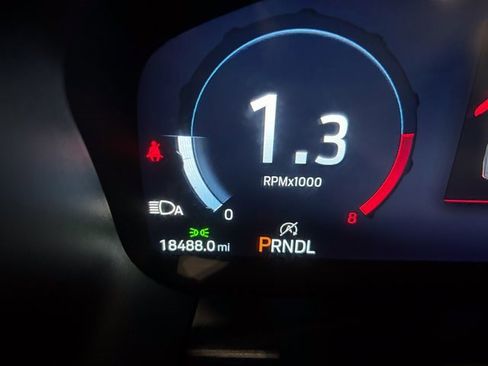 Used 2025 Ford Explorer ST-Line w/ ST-Line Street Pack image 20