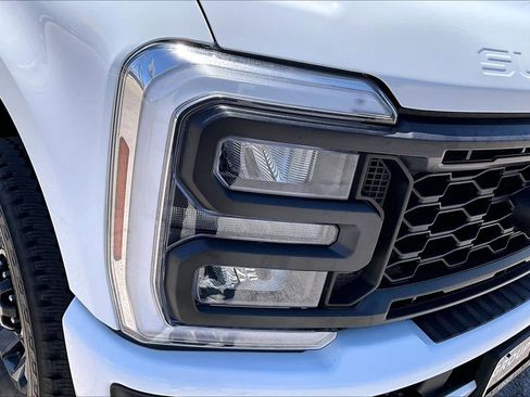 Used 2025 Ford F250 XL w/ STX Appearance Package AWD/4WD image 26
