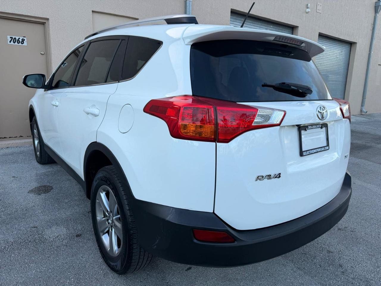 Used 2015 Toyota RAV4 XLE FWD image 7