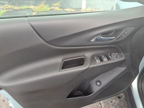 Used 2022 Chevrolet Equinox LT image 7
