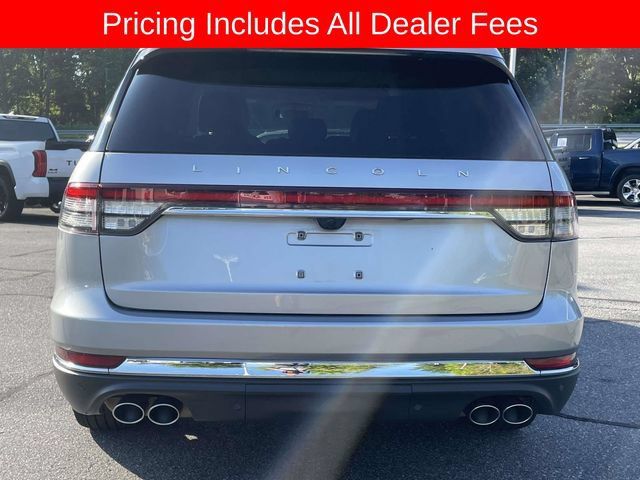 Used 2020 Lincoln Aviator Reserve w/ Equipment Group 201A RWD image 4