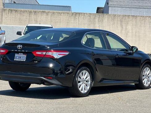 Certified 2018 Toyota Camry LE FWD image 2