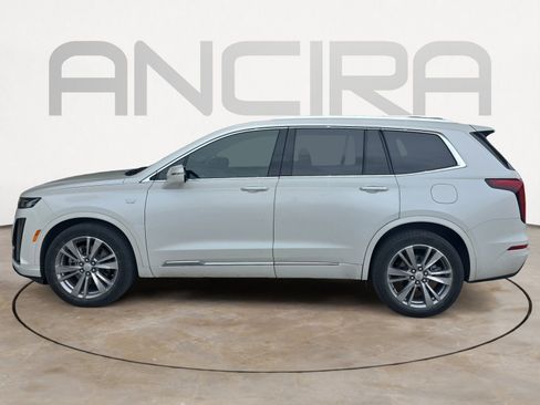 Used 2023 Cadillac XT6 Premium Luxury FWD image 5