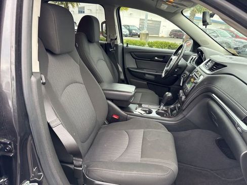 Used 2016 Chevrolet Traverse LT w/ Traveler's Package image 10