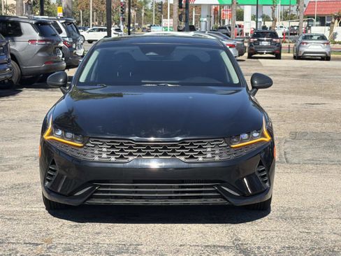 Used 2021 Kia K5 LX image 2