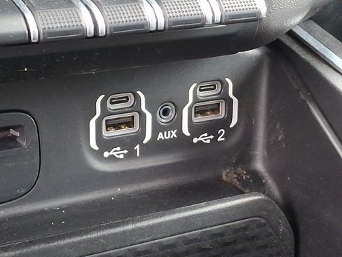 Used 2019 RAM 1500 Big Horn AWD/4WD image 25