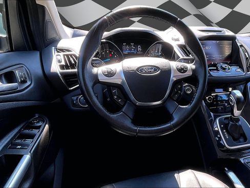 Used 2013 Ford Escape Titanium FWD image 5