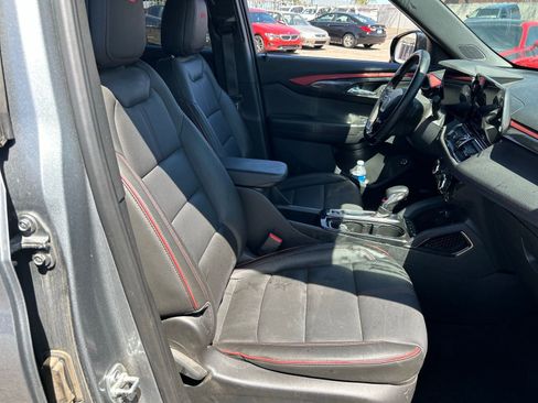 Used 2025 Chevrolet TrailBlazer RS w/ Convenience Package image 11