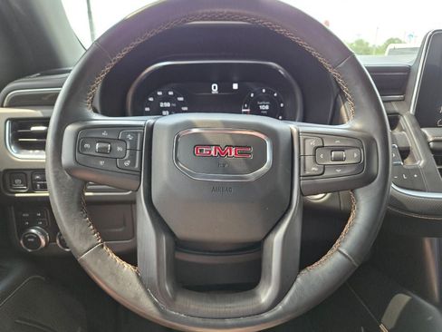 Used 2022 GMC Yukon AT4 AWD/4WD image 34