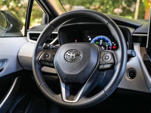 Used 2025 Toyota Corolla SE w/ SE Premium Package FWD image 14