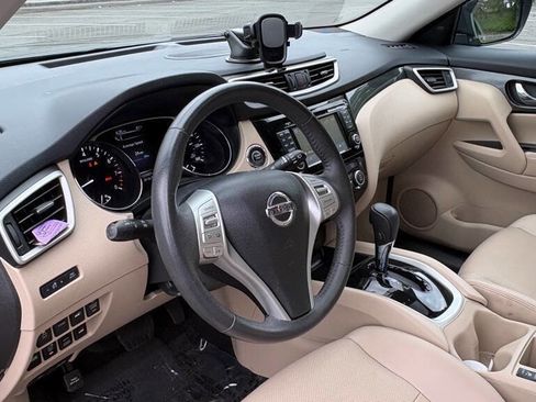 Used 2016 Nissan Rogue SL w/ SL Premium Package AWD/4WD image 10