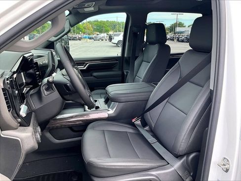 New 2026 Chevrolet Silverado 2500 LTZ w/ LTZ Plus Package AWD/4WD image 11