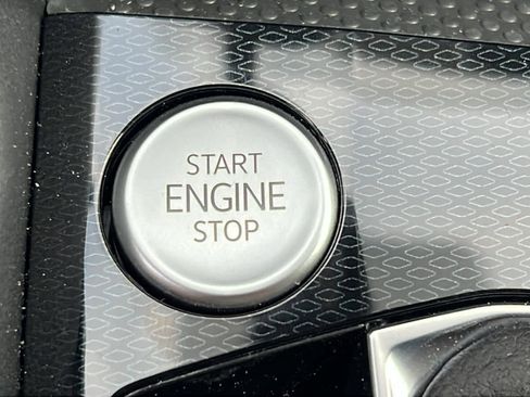 New 2026 Volkswagen Taos S image 17