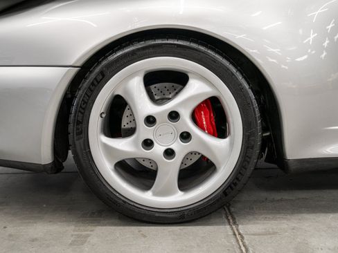 Used 1997 Porsche 911 4 Coupe AWD/4WD image 37