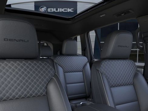 New 2025 GMC Acadia Denali w/ Super Cruise Package image 33