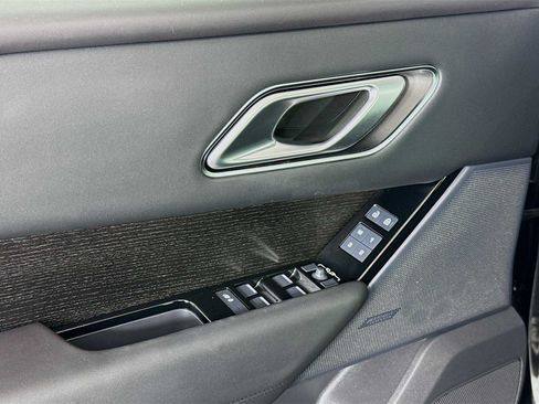 Used 2026 Land Rover Range Rover Velar Dynamic SE AWD/4WD image 18