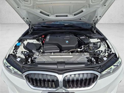 Used 2024 BMW 330i Sedan w/ Convenience Package RWD image 23