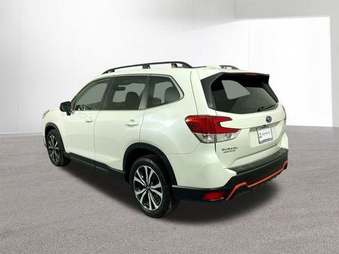 Used 2023 Subaru Forester Limited image 31