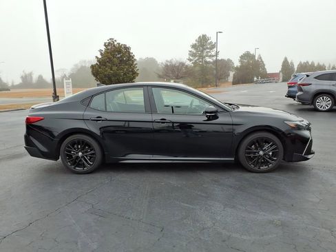 Used 2025 Toyota Camry SE w/ Multimedia Upgrade Package image 2