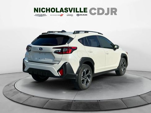 Used 2024 Subaru Crosstrek 2.0i Premium AWD/4WD image 5