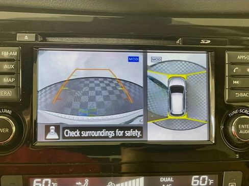 Used 2017 Nissan Rogue SL w/ SL Premium Package FWD image 15