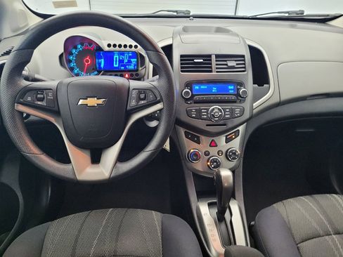 Used 2014 Chevrolet Sonic LT FWD image 22