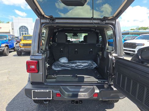 New 2025 Jeep Wrangler Sahara image 3