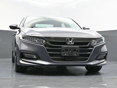 Used 2019 Honda Accord Sport image 32