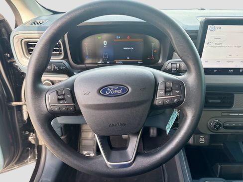 Used 2025 Ford Maverick XL FWD image 11