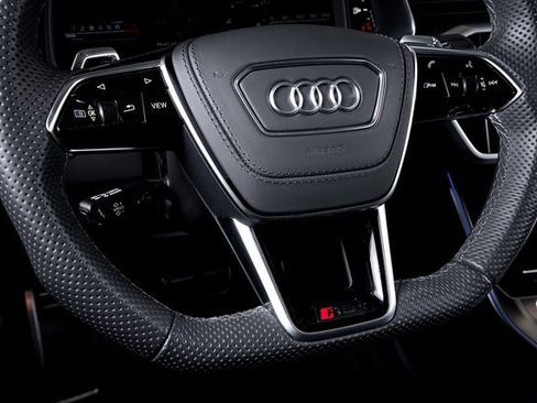 Used 2025 Audi RS 7 Performance image 34