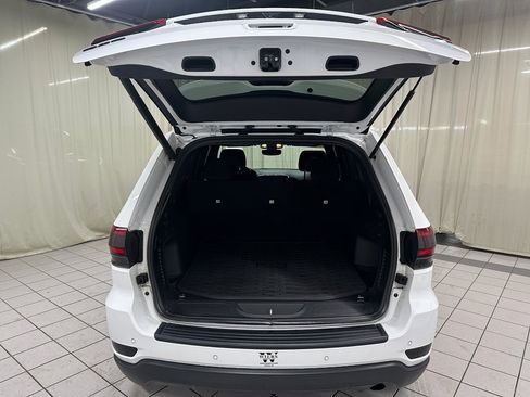 Used 2021 Jeep Grand Cherokee Freedom Edition image 8