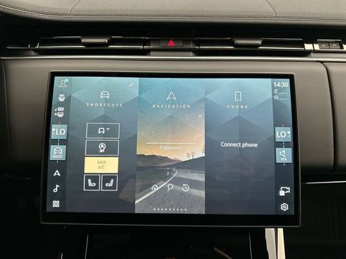 New 2026 Land Rover Range Rover Sport SE AWD/4WD image 13