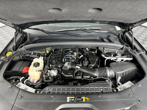 Used 2022 Jeep Grand Cherokee L Limited w/ Luxury Tech Group II image 35