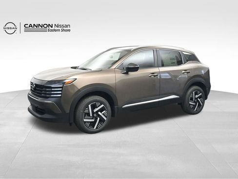 New 2026 Nissan Kicks SV w/ Charging Package image 1