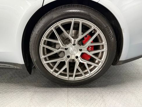 Used 2017 Porsche Panamera 4S image 7