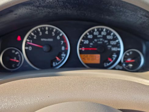 Used 2012 Nissan Pathfinder Silver image 11