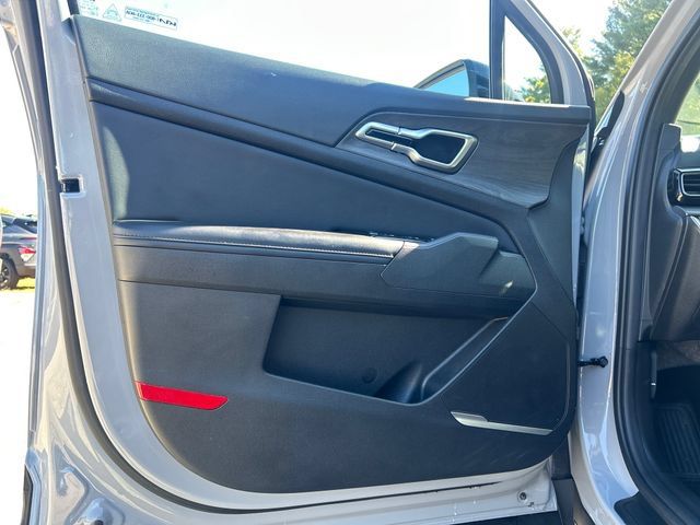 Used 2023 Kia Sportage X-Line w/ X-Line Premium Package AWD/4WD image 12