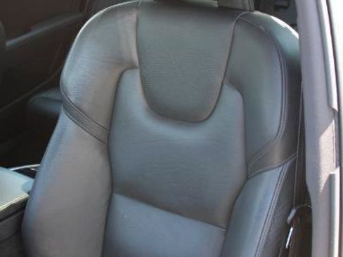 Used 2018 Volvo S90 T6 Momentum w/ Convenience Package AWD/4WD image 29