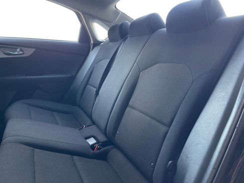 Used 2023 Kia Forte LXS image 13