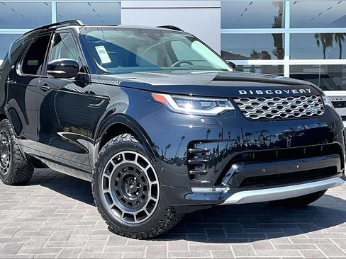 New 2026 Land Rover Discovery Limited Edition AWD/4WD image 2