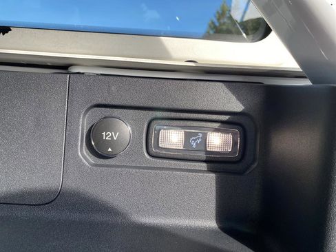 New 2025 Ford Bronco Badlands image 19