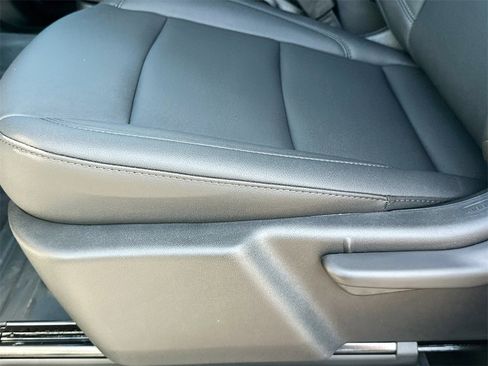 New 2025 GMC Sierra 3500 Pro w/ Convenience Package image 8