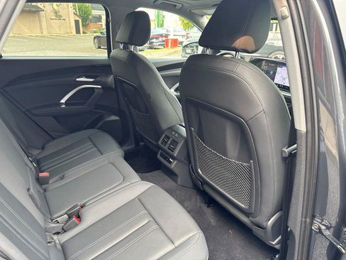Certified 2025 Audi Q5 Premium w/ Convenience Package AWD/4WD image 25